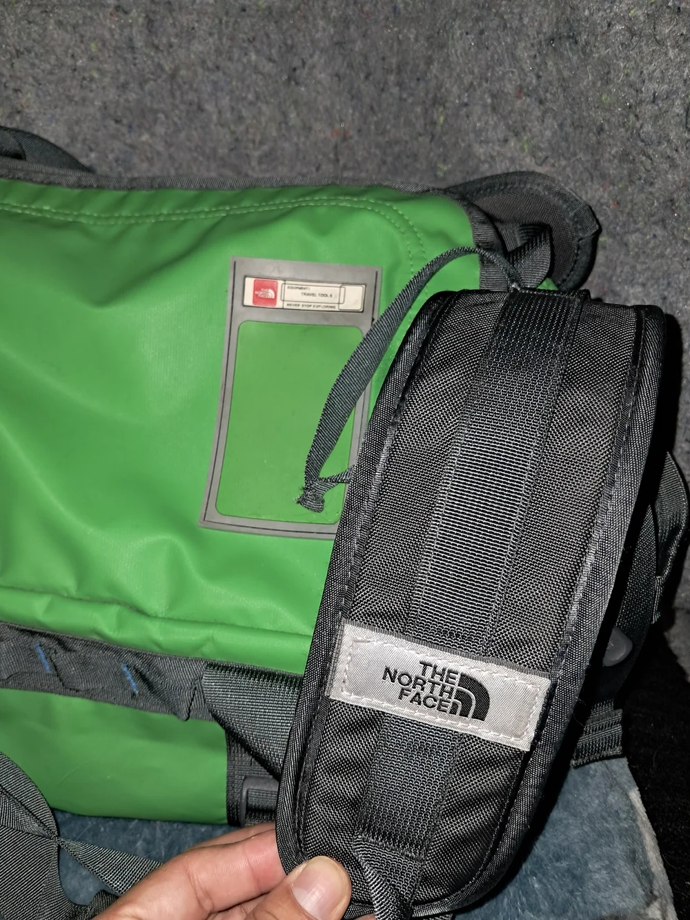 The North Face Green Duffle Bag - Reliable Travel & Gym Tote